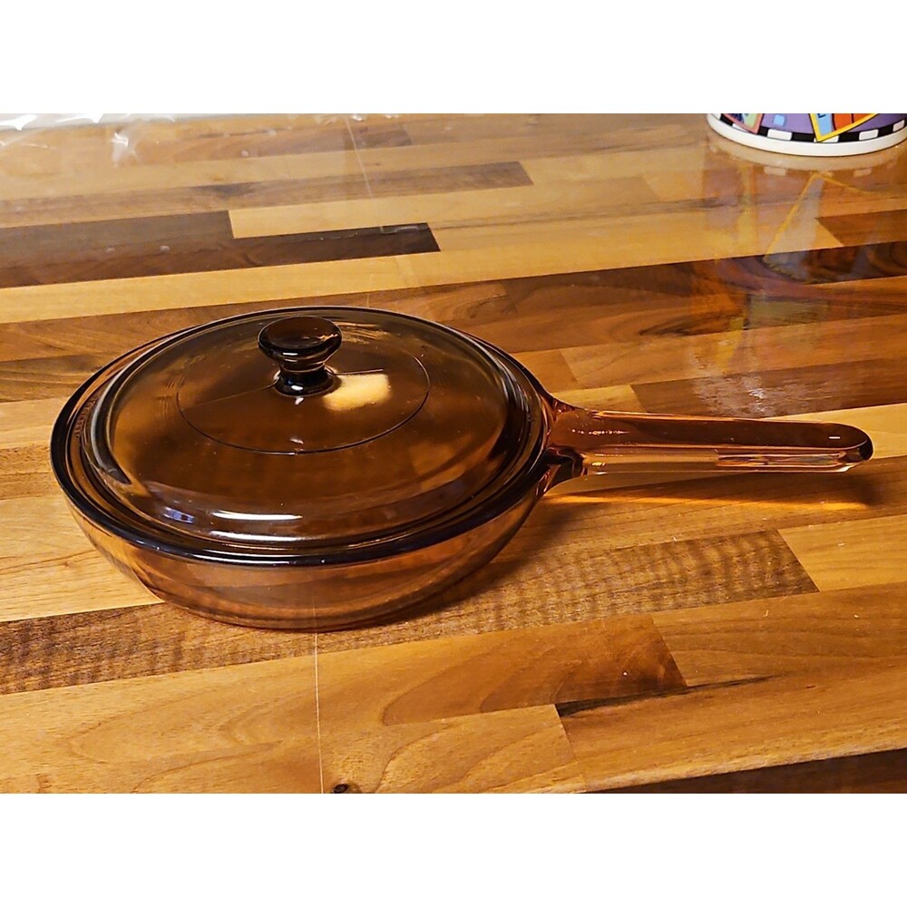Vintage Corning Ware Vision 7.25" Brown Amber Skillet W Lid Pyrex P83C EUC READ
